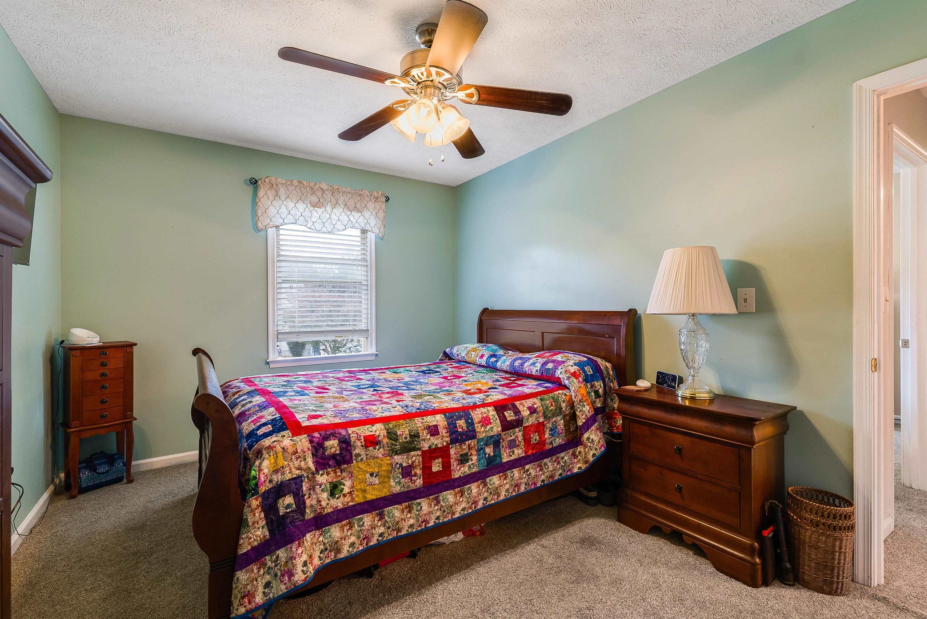 910 WESTOVER DR, STAUNTON, Virginia 24401, 3 Bedrooms Bedrooms, ,2 BathroomsBathrooms,Residential,910 WESTOVER DR,669569 MLS # 669569