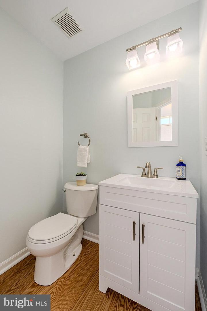 20393 HARTWELL ST, ASHBURN, Virginia 20147, 3 Bedrooms Bedrooms, ,2 BathroomsBathrooms,Residential,For sale,20393 HARTWELL ST,VALO2104818 MLS # VALO2104818
