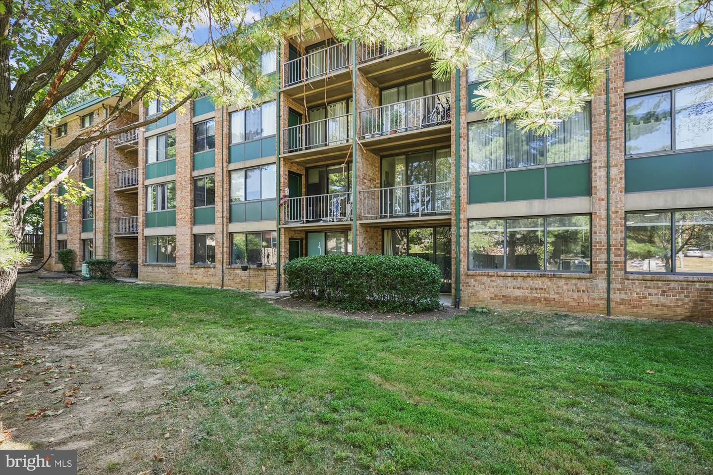 527 N ARMISTEAD ST #T3, ALEXANDRIA, Virginia 22312, 1 Bedroom Bedrooms, ,1 BathroomBathrooms,Residential,For sale,527 N ARMISTEAD ST #T3,VAAX2048830 MLS # VAAX2048830