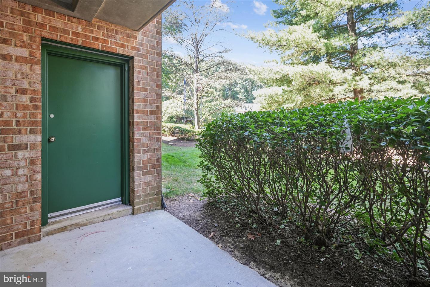 527 N ARMISTEAD ST #T3, ALEXANDRIA, Virginia 22312, 1 Bedroom Bedrooms, ,1 BathroomBathrooms,Residential,For sale,527 N ARMISTEAD ST #T3,VAAX2048830 MLS # VAAX2048830