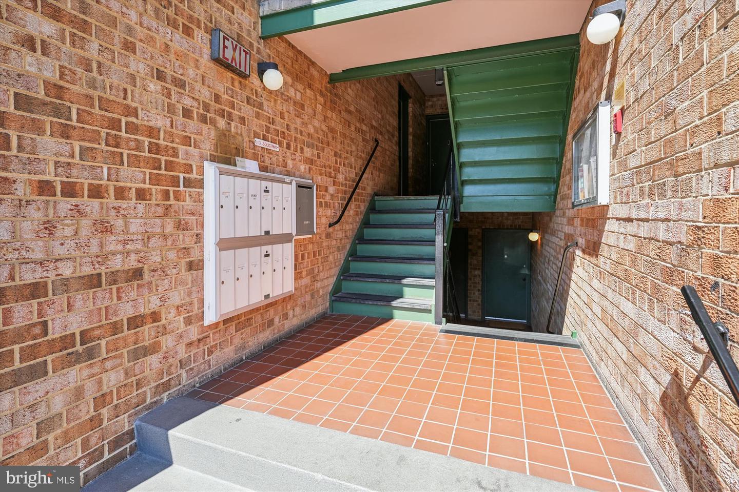 527 N ARMISTEAD ST #T3, ALEXANDRIA, Virginia 22312, 1 Bedroom Bedrooms, ,1 BathroomBathrooms,Residential,For sale,527 N ARMISTEAD ST #T3,VAAX2048830 MLS # VAAX2048830