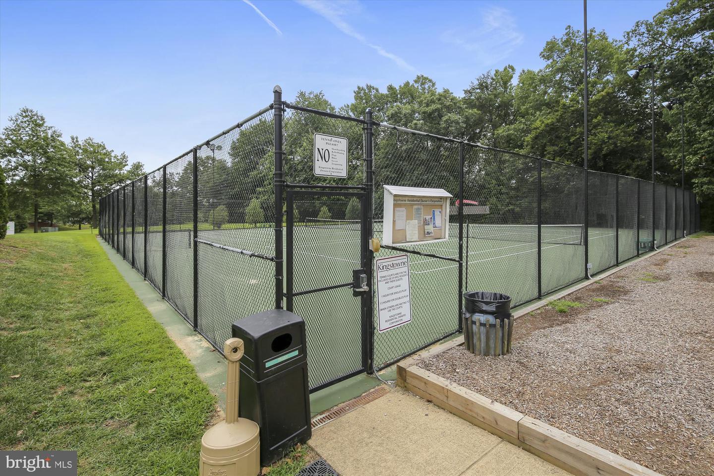527 N ARMISTEAD ST #T3, ALEXANDRIA, Virginia 22312, 1 Bedroom Bedrooms, ,1 BathroomBathrooms,Residential,For sale,527 N ARMISTEAD ST #T3,VAAX2048830 MLS # VAAX2048830