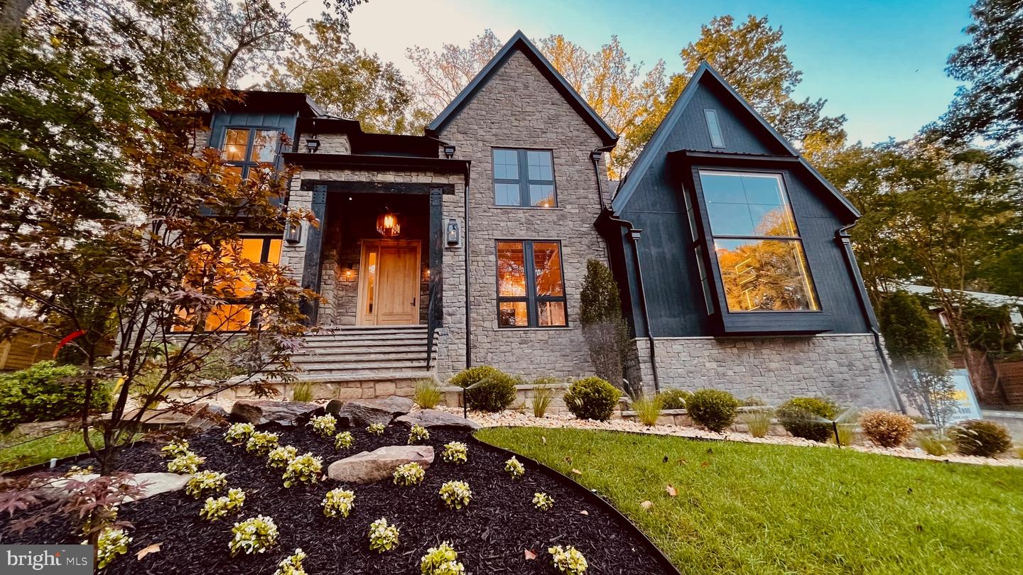 1441 WOODACRE DR, MCLEAN, Virginia 22101, 6 Bedrooms Bedrooms, ,6 BathroomsBathrooms,Residential,For sale,1441 WOODACRE DR,VAFX2262892 MLS # VAFX2262892