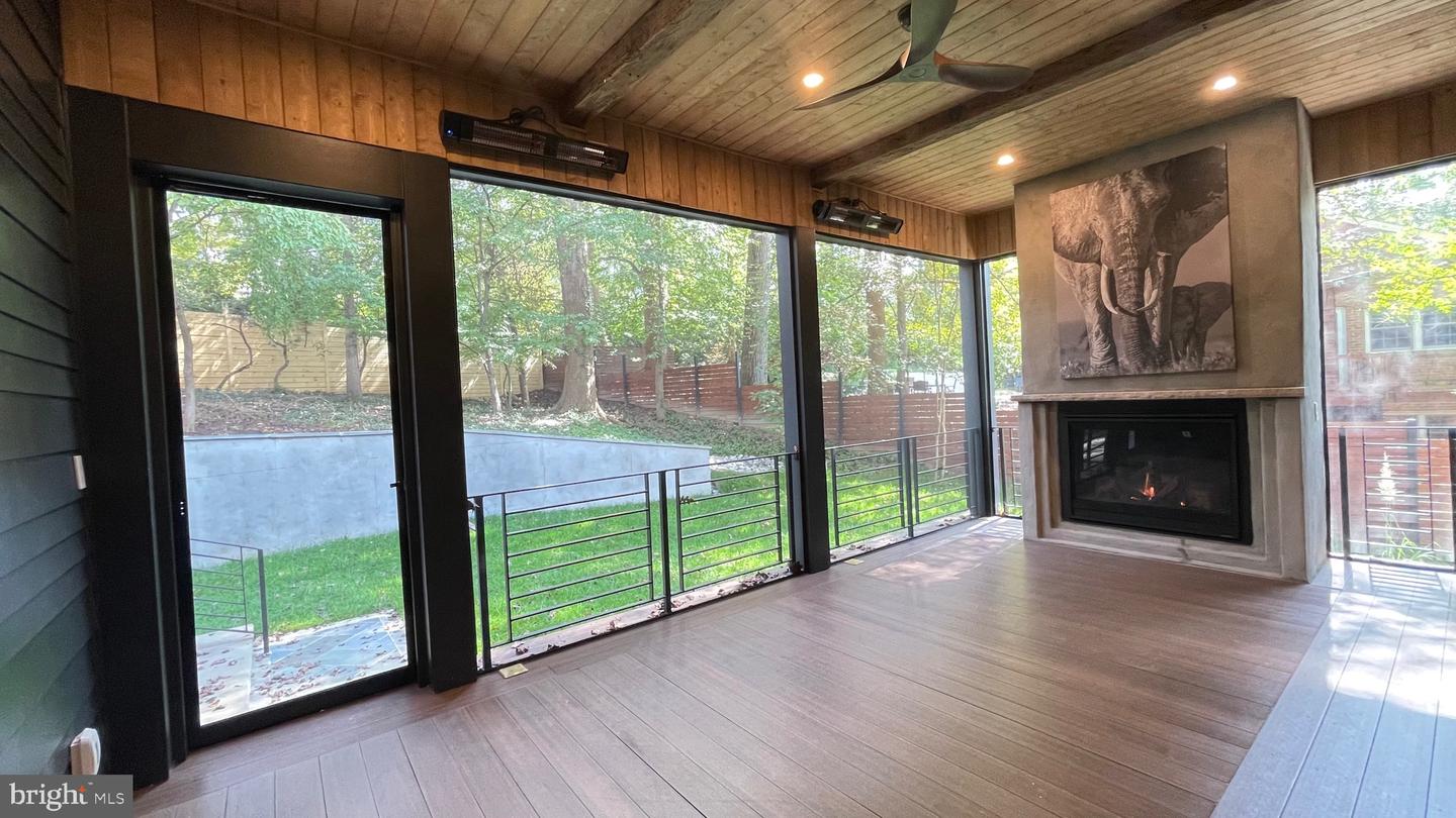 1441 WOODACRE DR, MCLEAN, Virginia 22101, 6 Bedrooms Bedrooms, ,6 BathroomsBathrooms,Residential,For sale,1441 WOODACRE DR,VAFX2262892 MLS # VAFX2262892