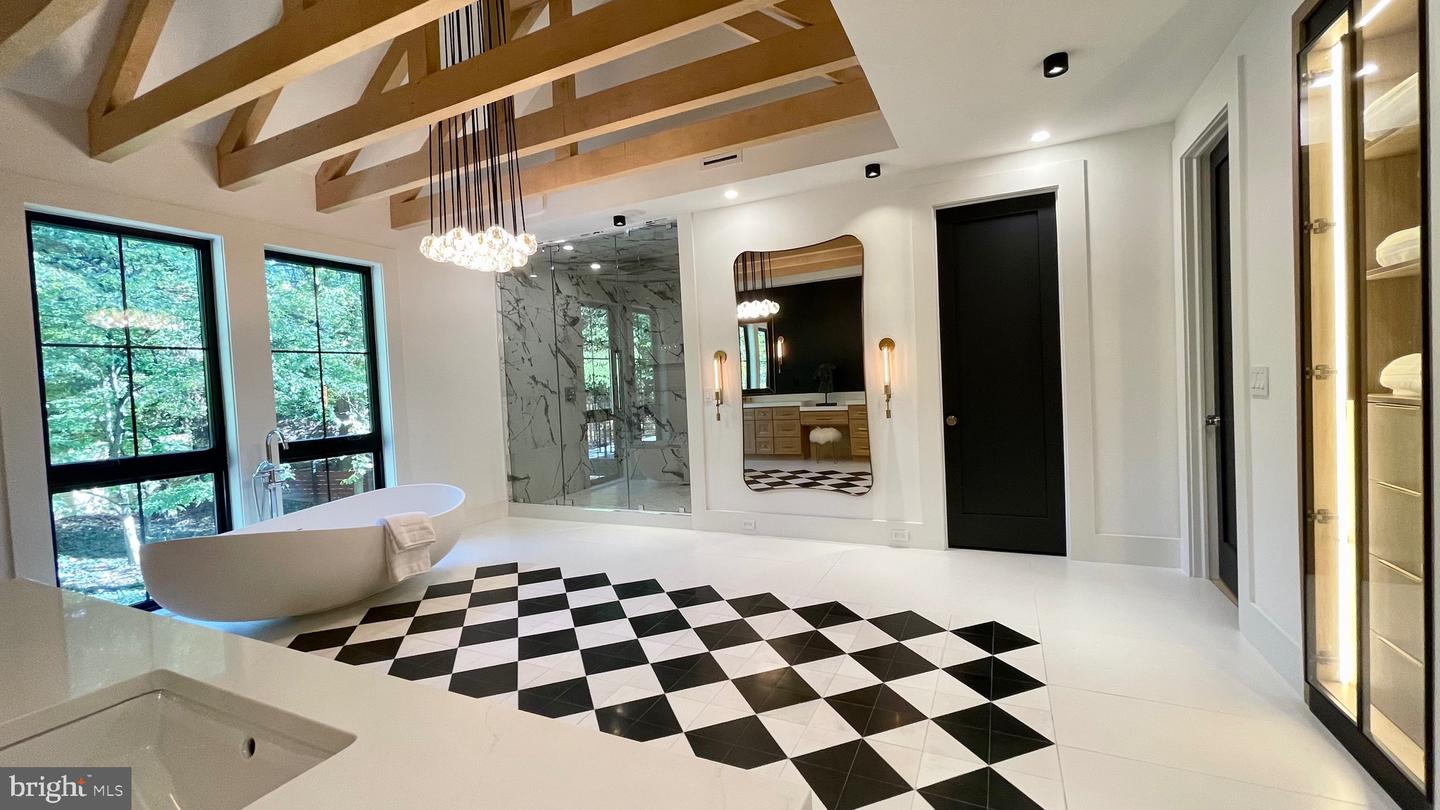 1441 WOODACRE DR, MCLEAN, Virginia 22101, 6 Bedrooms Bedrooms, ,6 BathroomsBathrooms,Residential,For sale,1441 WOODACRE DR,VAFX2262892 MLS # VAFX2262892