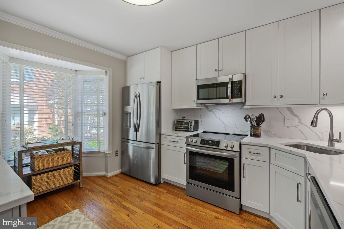 4090 CHERRY HILL RD, ARLINGTON, Virginia 22207, 2 Bedrooms Bedrooms, ,2 BathroomsBathrooms,Residential,For sale,4090 CHERRY HILL RD,VAAR2063198 MLS # VAAR2063198