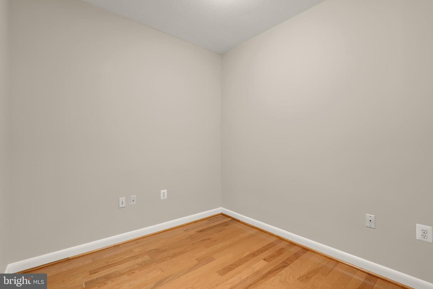 400 MASSACHUSETTS AVE NW #706, WASHINGTON, District Of Columbia 20001, 1 Bedroom Bedrooms, 2 Rooms Rooms,1 BathroomBathrooms,Residential,For sale,400 MASSACHUSETTS AVE NW #706,DCDC2220592 MLS # DCDC2220592