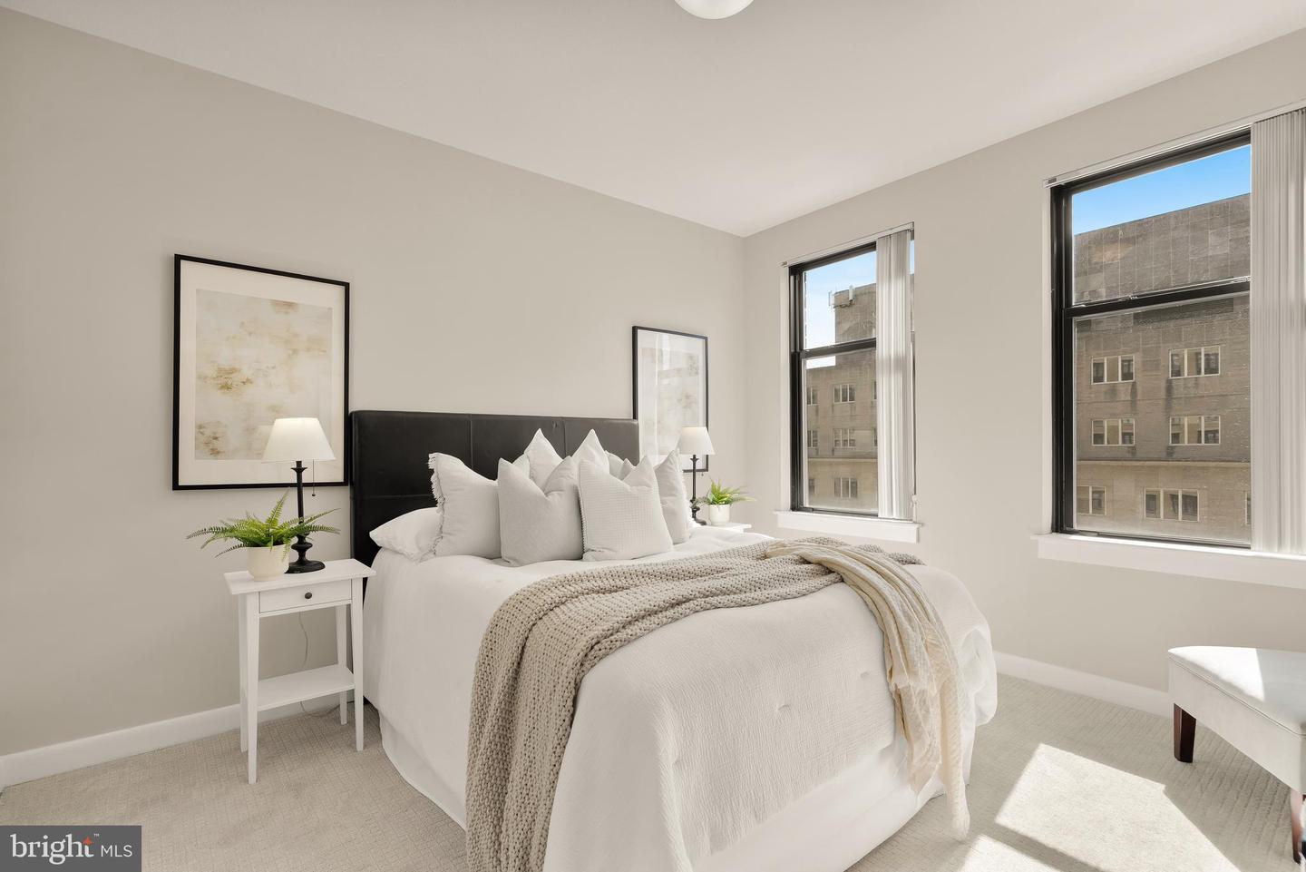 400 MASSACHUSETTS AVE NW #706, WASHINGTON, District Of Columbia 20001, 1 Bedroom Bedrooms, 2 Rooms Rooms,1 BathroomBathrooms,Residential,For sale,400 MASSACHUSETTS AVE NW #706,DCDC2220592 MLS # DCDC2220592