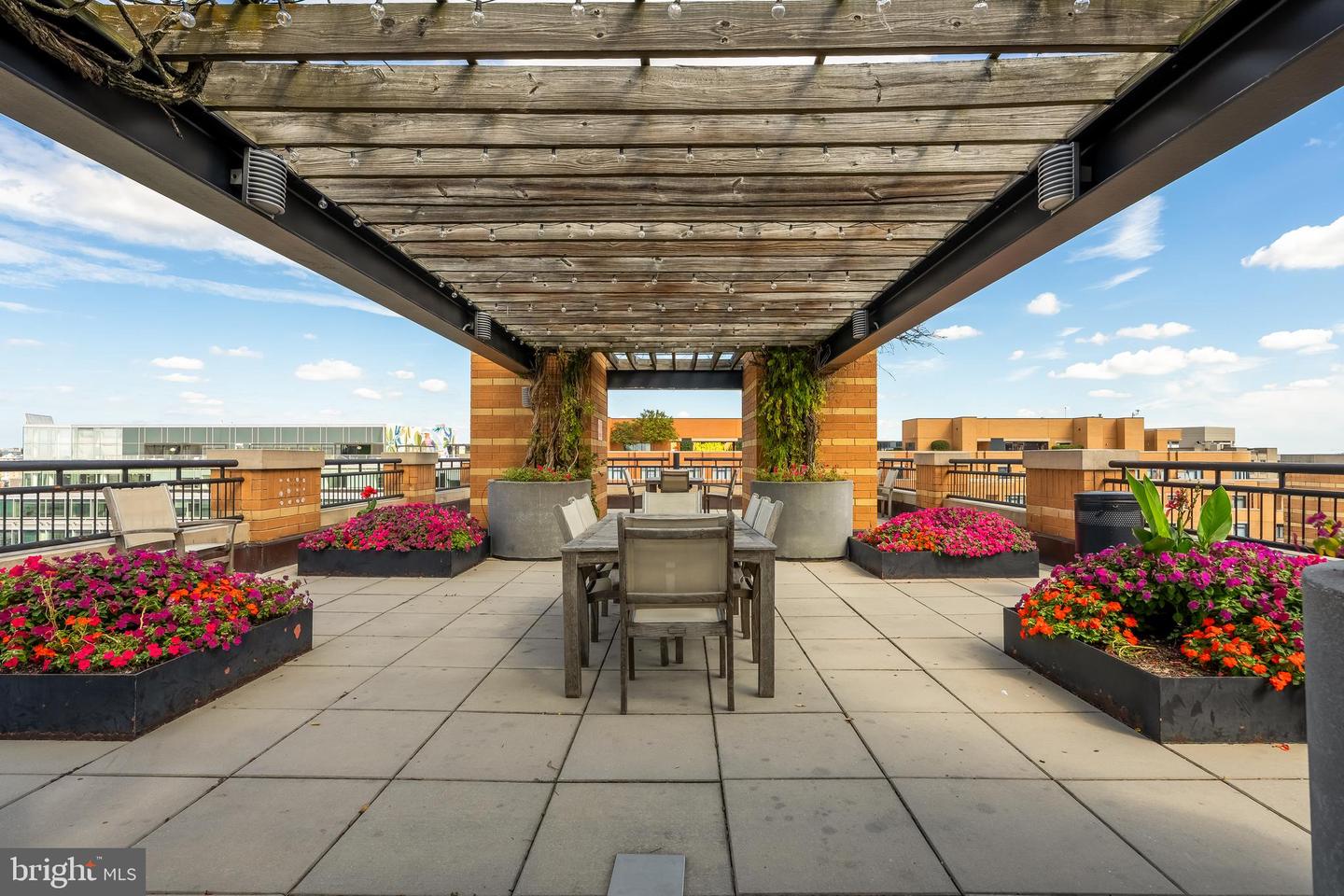 400 MASSACHUSETTS AVE NW #706, WASHINGTON, District Of Columbia 20001, 1 Bedroom Bedrooms, 2 Rooms Rooms,1 BathroomBathrooms,Residential,For sale,400 MASSACHUSETTS AVE NW #706,DCDC2220592 MLS # DCDC2220592