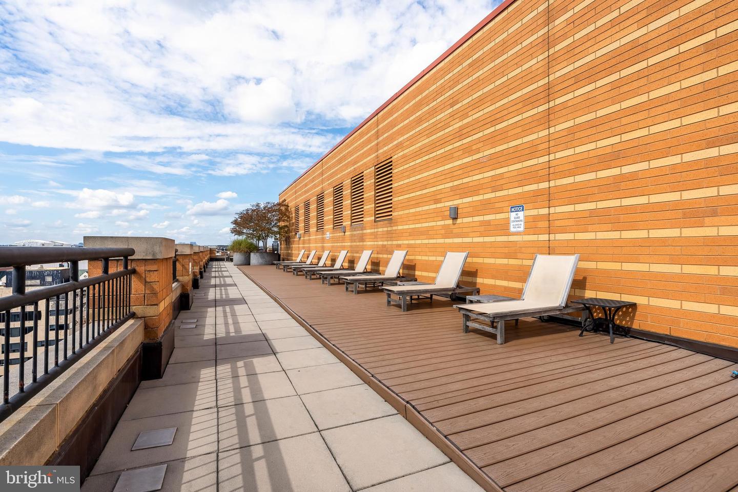 400 MASSACHUSETTS AVE NW #706, WASHINGTON, District Of Columbia 20001, 1 Bedroom Bedrooms, 2 Rooms Rooms,1 BathroomBathrooms,Residential,For sale,400 MASSACHUSETTS AVE NW #706,DCDC2220592 MLS # DCDC2220592