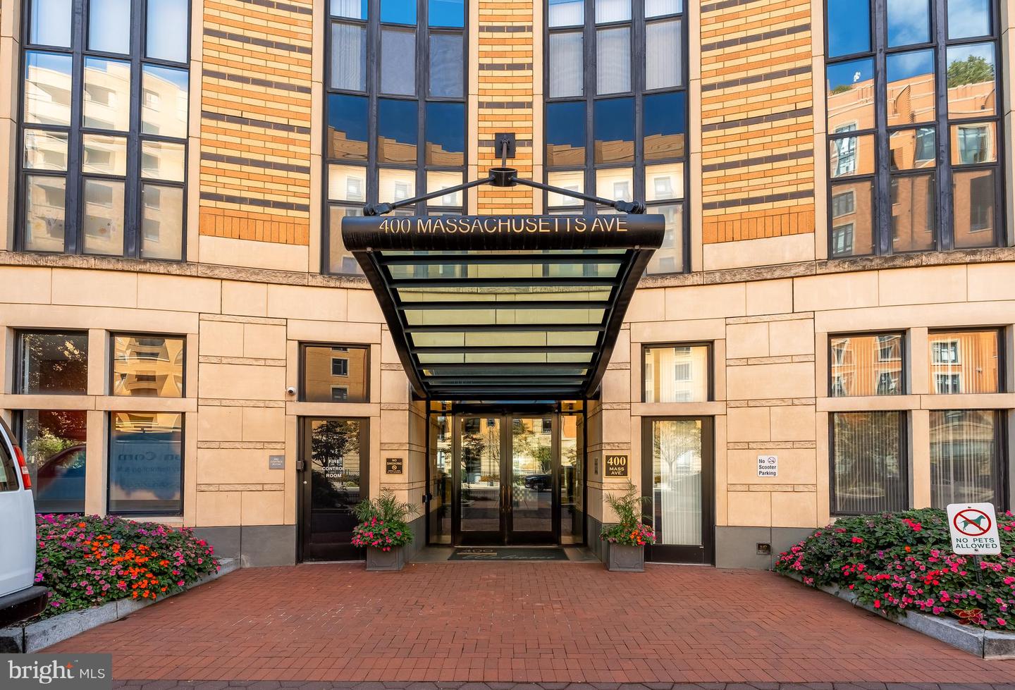 400 MASSACHUSETTS AVE NW #706, WASHINGTON, District Of Columbia 20001, 1 Bedroom Bedrooms, 2 Rooms Rooms,1 BathroomBathrooms,Residential,For sale,400 MASSACHUSETTS AVE NW #706,DCDC2220592 MLS # DCDC2220592