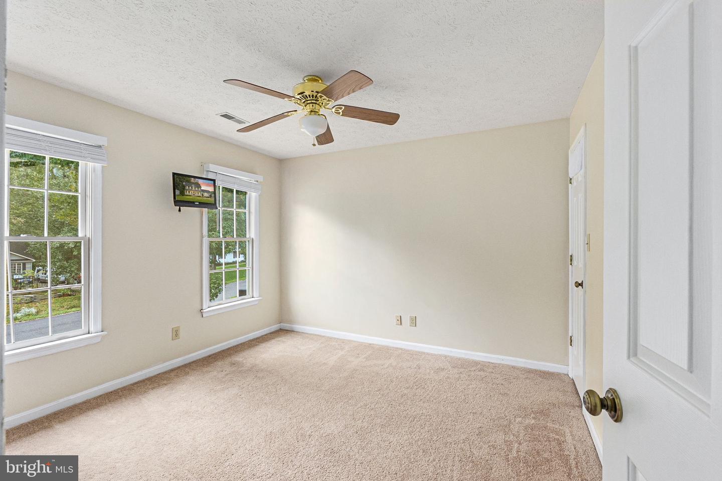 603 STONEWALL LN, FREDERICKSBURG, Virginia 22407, 3 Bedrooms Bedrooms, ,3 BathroomsBathrooms,Residential,For sale,603 STONEWALL LN,VASP2036428 MLS # VASP2036428