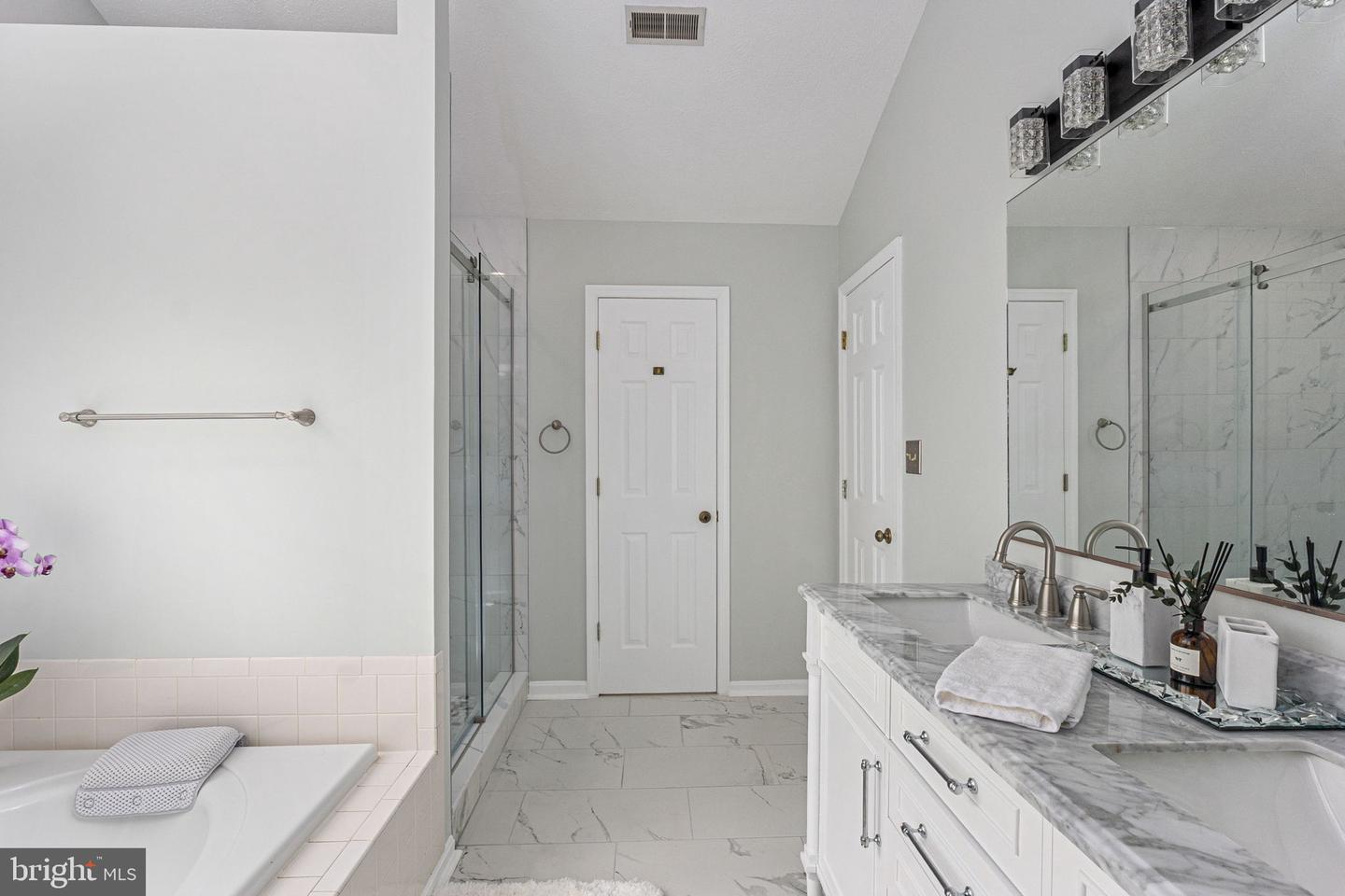 603 STONEWALL LN, FREDERICKSBURG, Virginia 22407, 3 Bedrooms Bedrooms, ,3 BathroomsBathrooms,Residential,For sale,603 STONEWALL LN,VASP2036428 MLS # VASP2036428