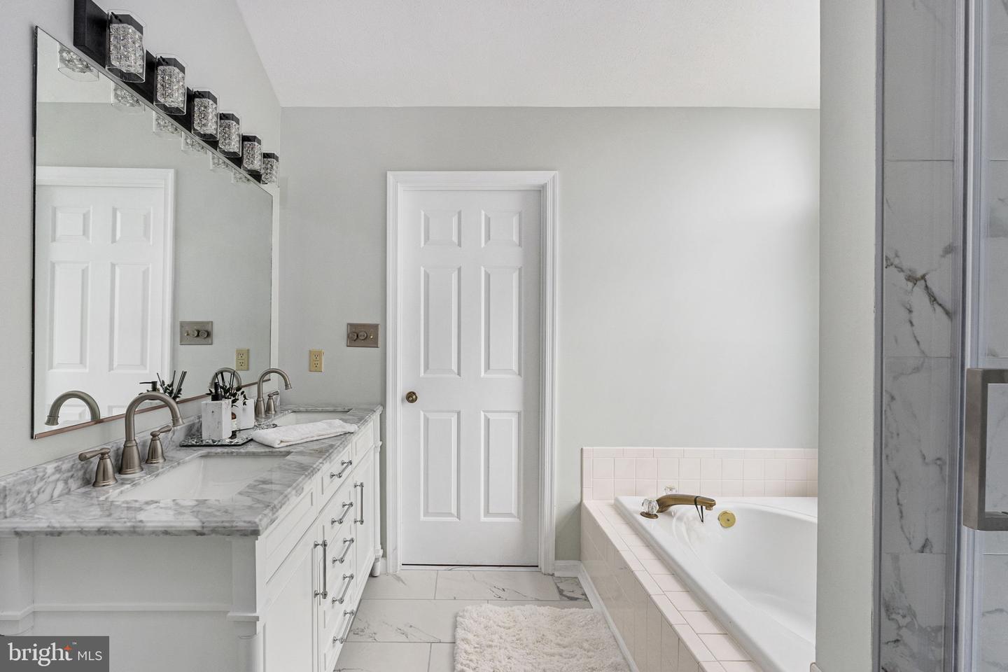 603 STONEWALL LN, FREDERICKSBURG, Virginia 22407, 3 Bedrooms Bedrooms, ,3 BathroomsBathrooms,Residential,For sale,603 STONEWALL LN,VASP2036428 MLS # VASP2036428
