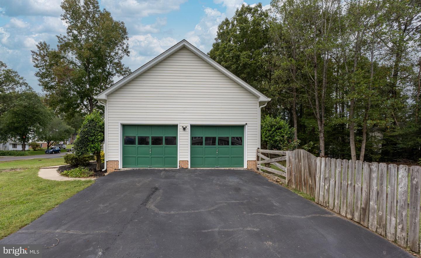 603 STONEWALL LN, FREDERICKSBURG, Virginia 22407, 3 Bedrooms Bedrooms, ,3 BathroomsBathrooms,Residential,For sale,603 STONEWALL LN,VASP2036428 MLS # VASP2036428