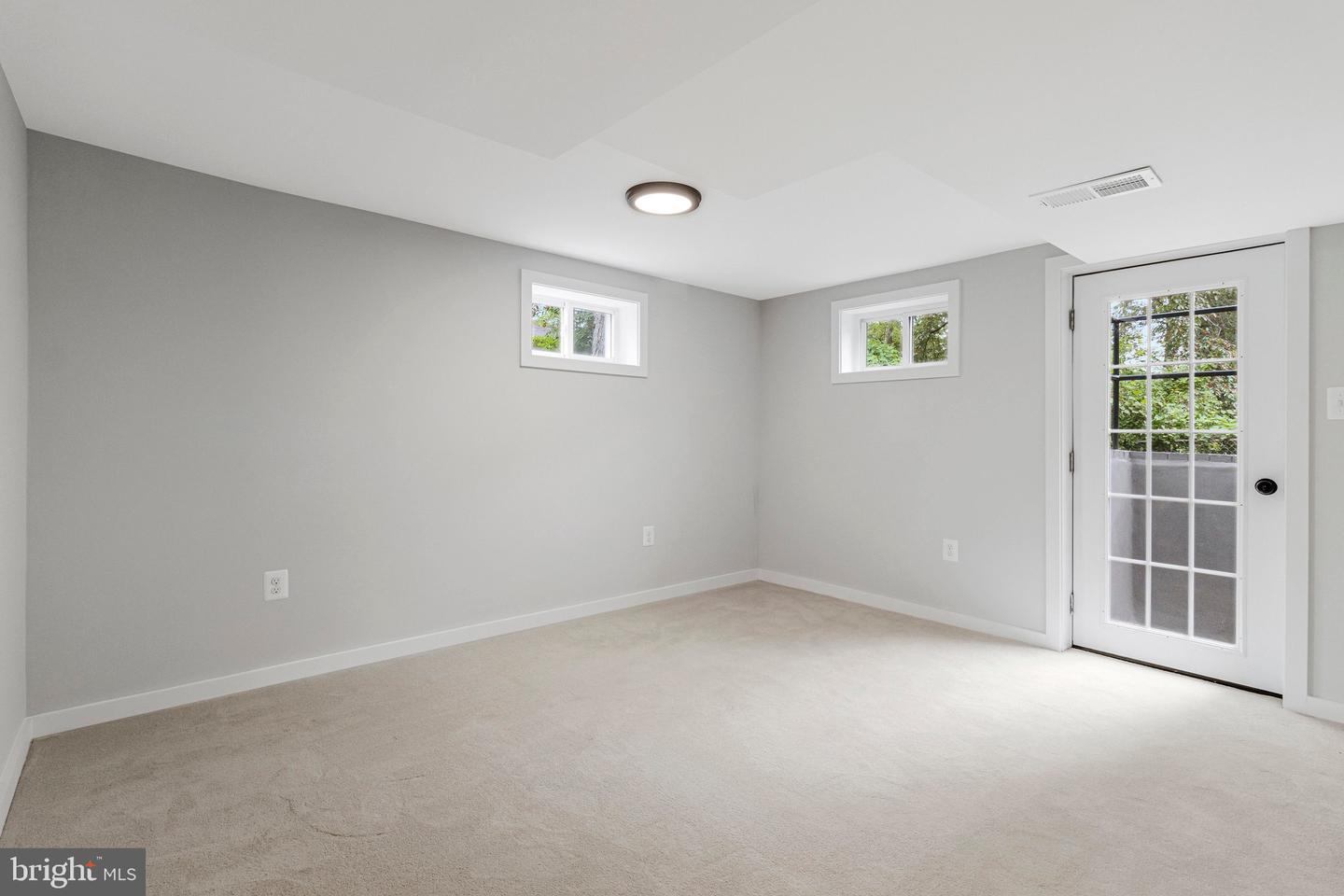 5511 CALLANDER DR, SPRINGFIELD, Virginia 22151, 4 Bedrooms Bedrooms, ,3 BathroomsBathrooms,Residential,For sale,5511 CALLANDER DR,VAFX2268960 MLS # VAFX2268960