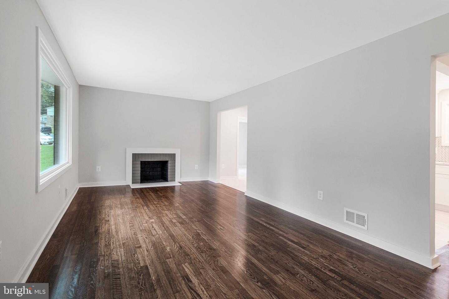 5511 CALLANDER DR, SPRINGFIELD, Virginia 22151, 4 Bedrooms Bedrooms, ,3 BathroomsBathrooms,Residential,For sale,5511 CALLANDER DR,VAFX2268960 MLS # VAFX2268960