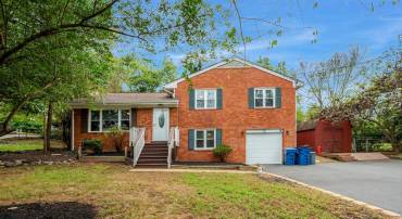 8419 IMPALLA DR, MANASSAS, Virginia 20110, 3 Bedrooms Bedrooms, ,2 BathroomsBathrooms,Residential,For sale,8419 IMPALLA DR,VAPW2104768 MLS # VAPW2104768