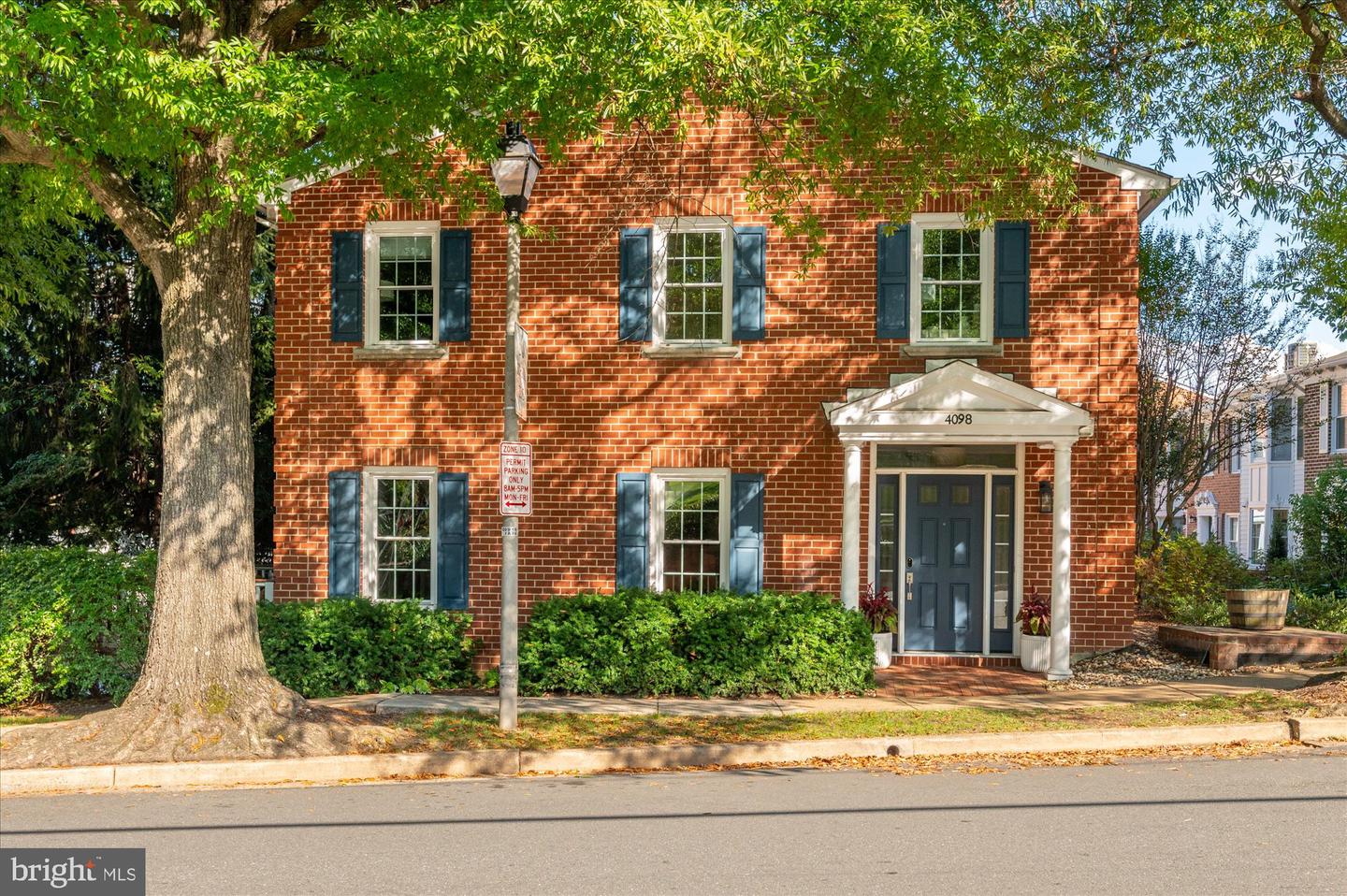 4098 CHERRY HILL RD, ARLINGTON, Virginia 22207, 3 Bedrooms Bedrooms, ,3 BathroomsBathrooms,Residential,For sale,4098 CHERRY HILL RD,VAAR2064356 MLS # VAAR2064356