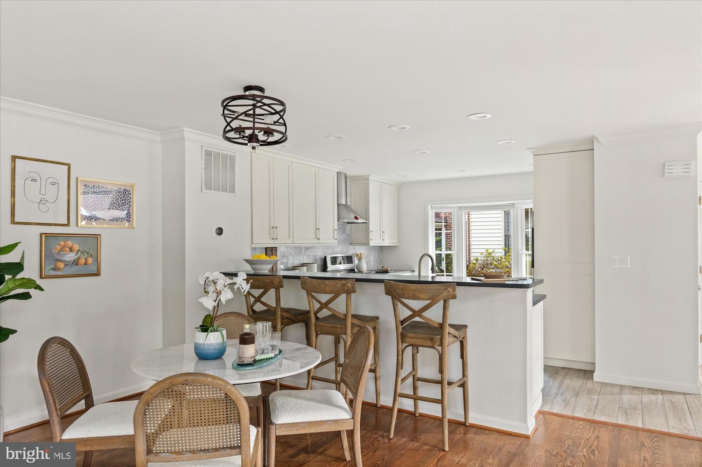 4098 CHERRY HILL RD, ARLINGTON, Virginia 22207, 3 Bedrooms Bedrooms, ,3 BathroomsBathrooms,Residential,For sale,4098 CHERRY HILL RD,VAAR2064356 MLS # VAAR2064356