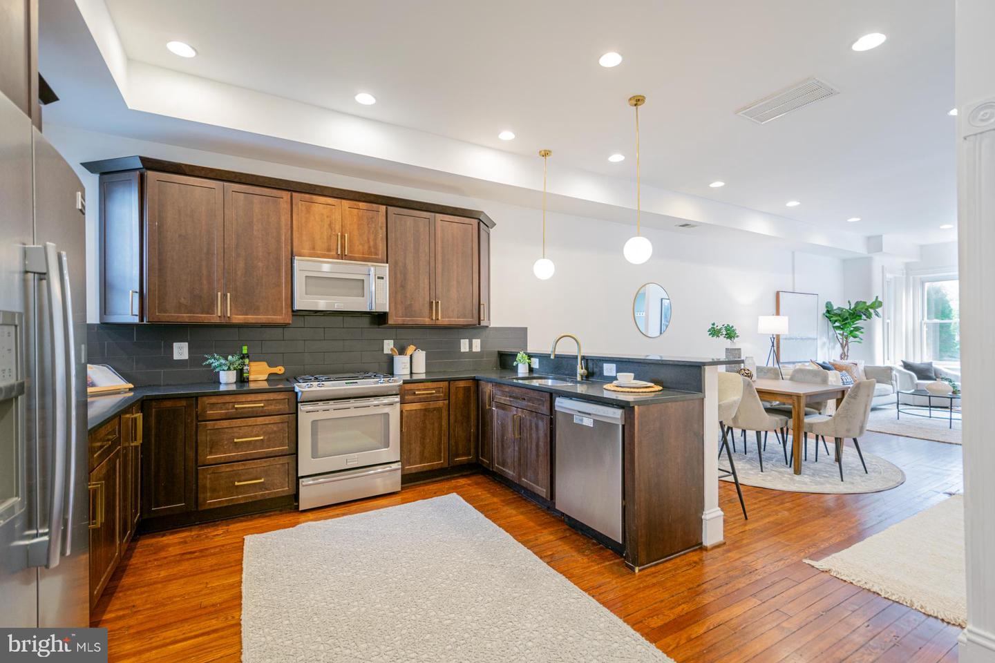 1117 FAIRMONT ST NW, WASHINGTON, District Of Columbia 20009, 4 Bedrooms Bedrooms, 8 Rooms Rooms,3 BathroomsBathrooms,Residential,For sale,1117 FAIRMONT ST NW,DCDC2224970 MLS # DCDC2224970
