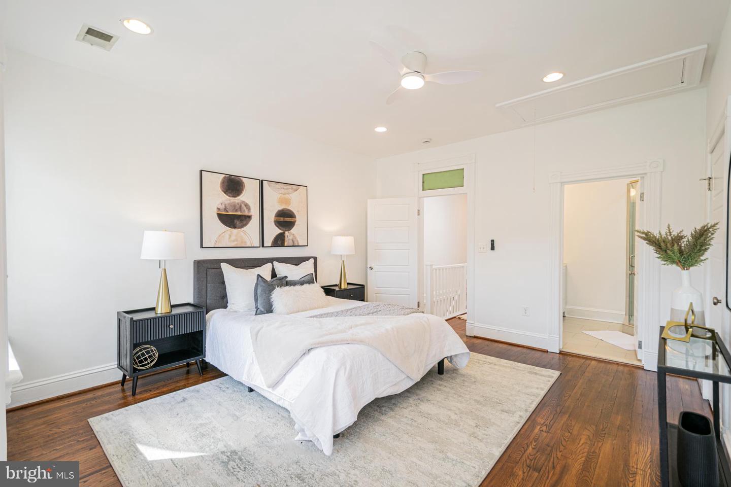 1117 FAIRMONT ST NW, WASHINGTON, District Of Columbia 20009, 4 Bedrooms Bedrooms, 8 Rooms Rooms,3 BathroomsBathrooms,Residential,For sale,1117 FAIRMONT ST NW,DCDC2224970 MLS # DCDC2224970