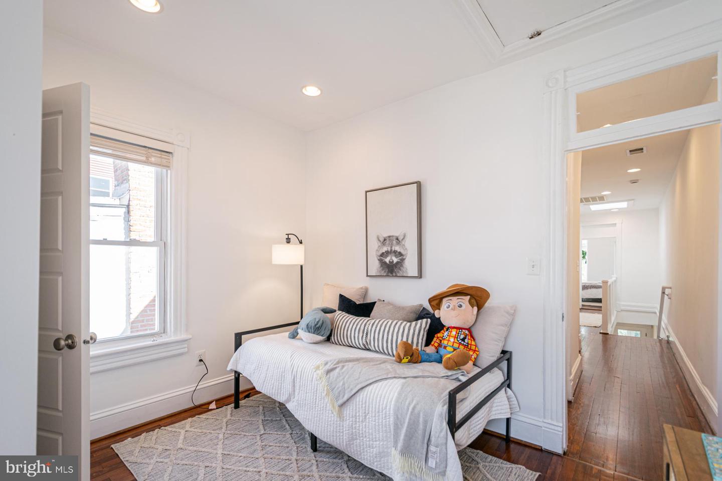 1117 FAIRMONT ST NW, WASHINGTON, District Of Columbia 20009, 4 Bedrooms Bedrooms, 8 Rooms Rooms,3 BathroomsBathrooms,Residential,For sale,1117 FAIRMONT ST NW,DCDC2224970 MLS # DCDC2224970