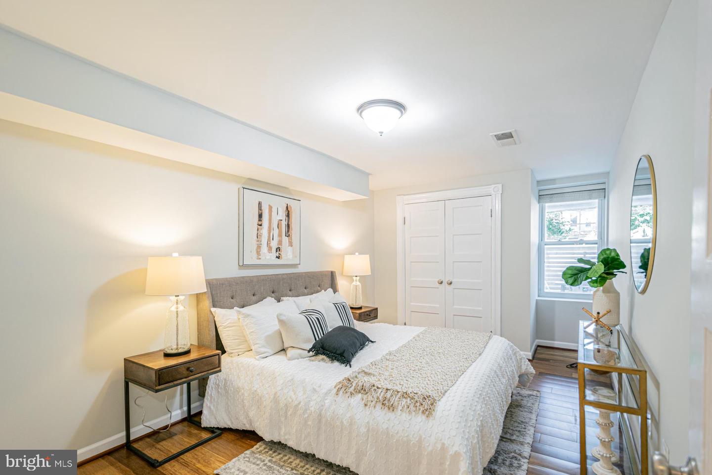 1117 FAIRMONT ST NW, WASHINGTON, District Of Columbia 20009, 4 Bedrooms Bedrooms, 8 Rooms Rooms,3 BathroomsBathrooms,Residential,For sale,1117 FAIRMONT ST NW,DCDC2224970 MLS # DCDC2224970