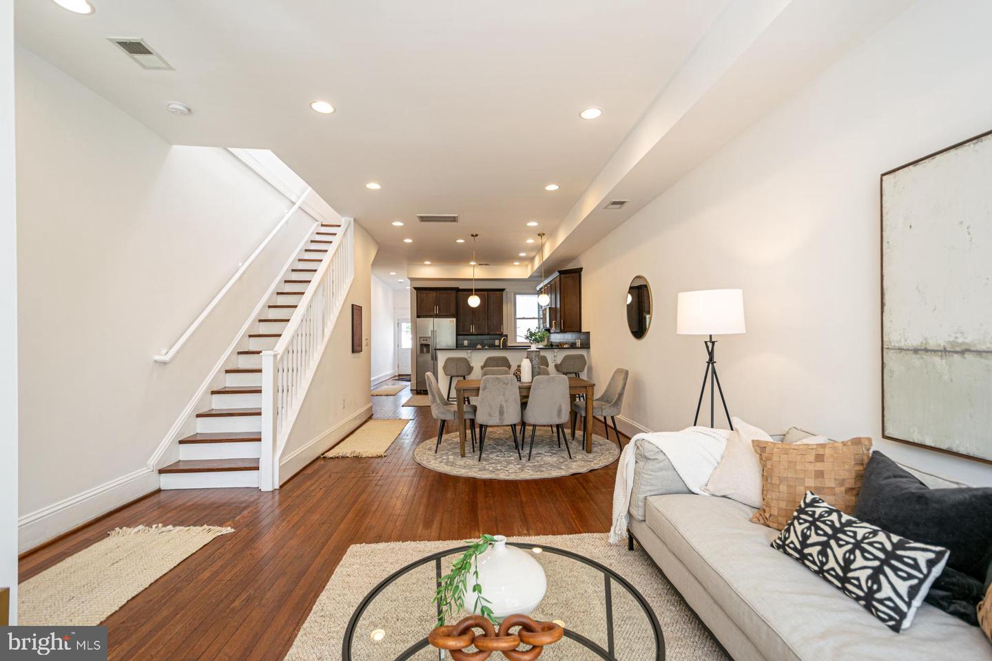 1117 FAIRMONT ST NW, WASHINGTON, District Of Columbia 20009, 4 Bedrooms Bedrooms, 8 Rooms Rooms,3 BathroomsBathrooms,Residential,For sale,1117 FAIRMONT ST NW,DCDC2224970 MLS # DCDC2224970