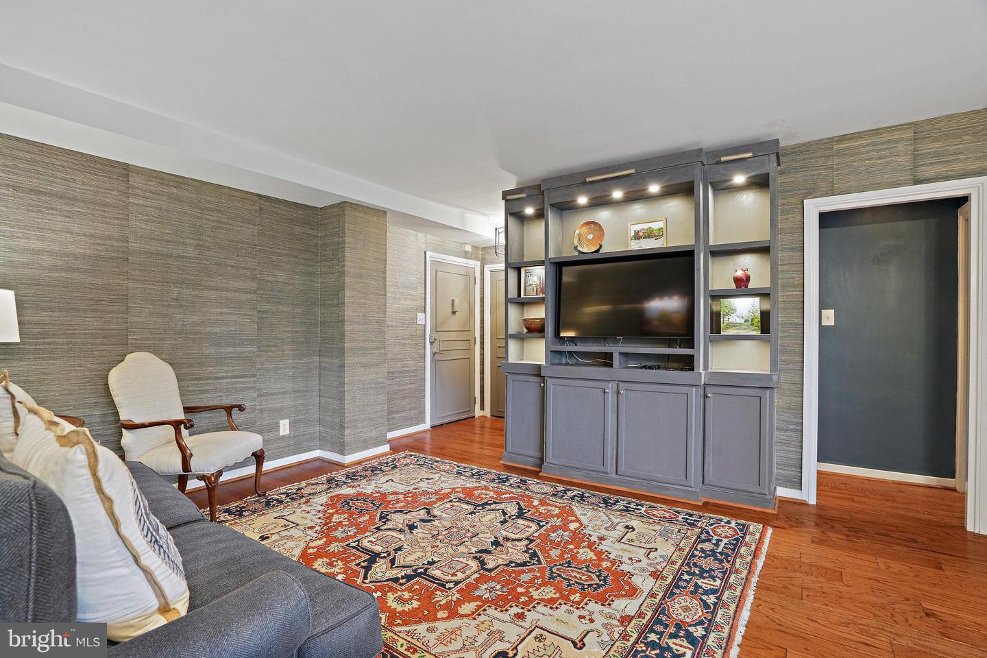 4740 CONNECTICUT AVE NW #404, WASHINGTON, District Of Columbia 20008, 1 Bedroom Bedrooms, ,1 BathroomBathrooms,Residential,For sale,4740 CONNECTICUT AVE NW #404,DCDC2224676 MLS # DCDC2224676