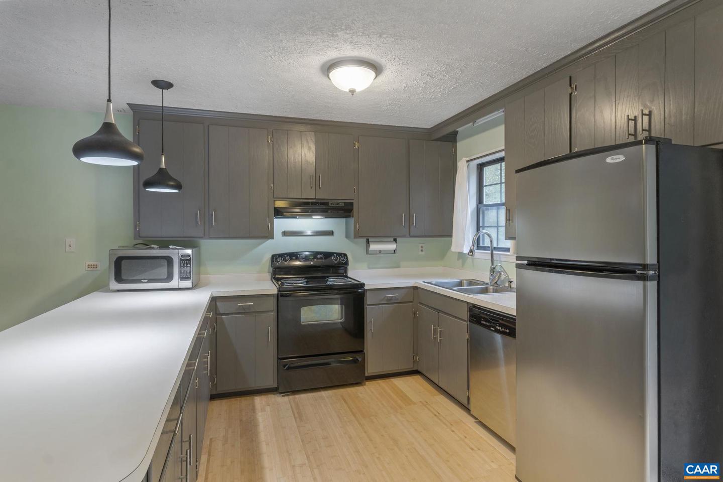 323 JEFFERSON DR, PALMYRA, Virginia 22963, 2 Bedrooms Bedrooms, ,1 BathroomBathrooms,Residential,For sale,323 JEFFERSON DR,669478 MLS # 669478