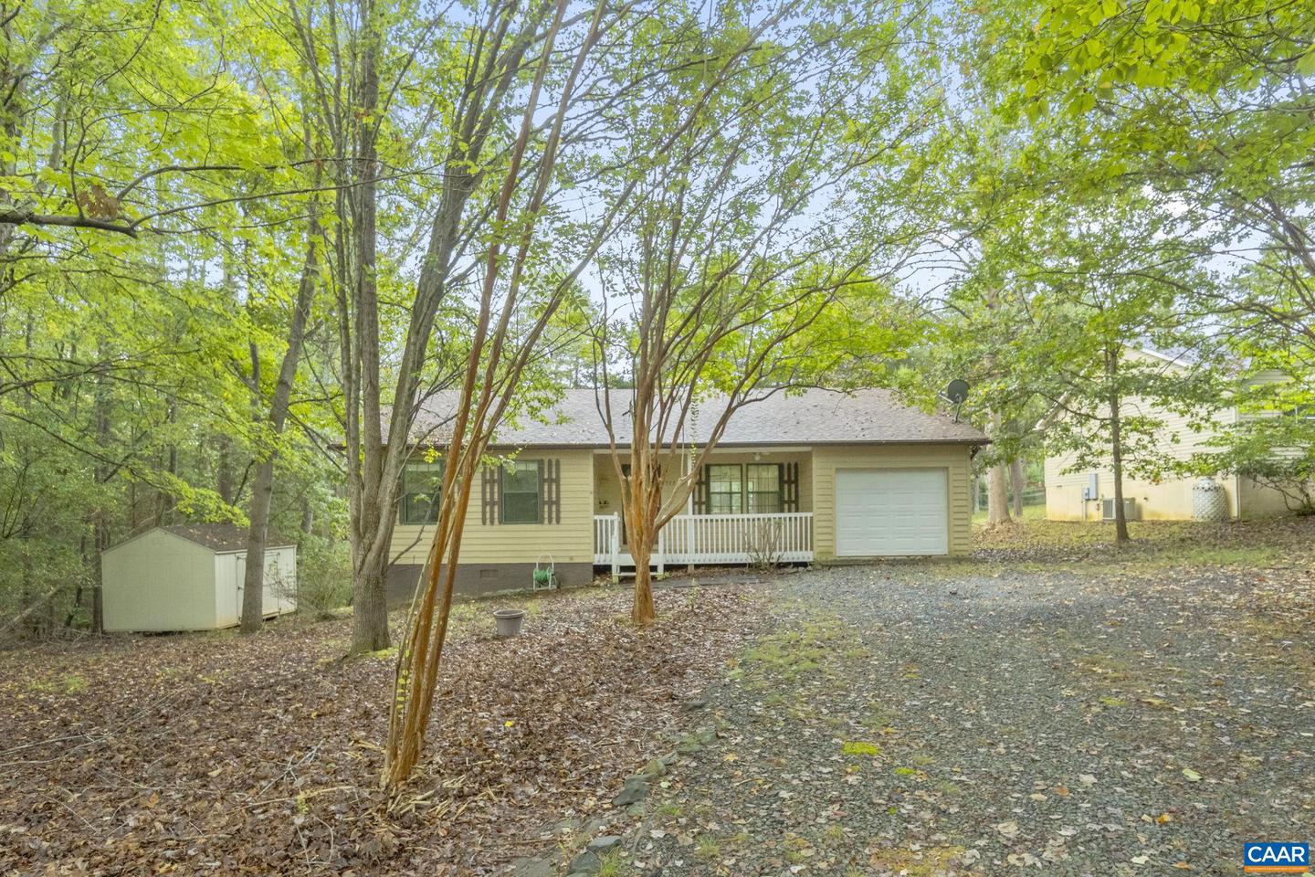323 JEFFERSON DR, PALMYRA, Virginia 22963, 2 Bedrooms Bedrooms, ,1 BathroomBathrooms,Residential,For sale,323 JEFFERSON DR,669478 MLS # 669478