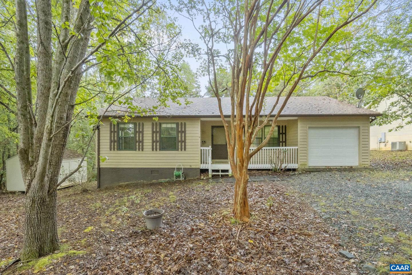 323 JEFFERSON DR, PALMYRA, Virginia 22963, 2 Bedrooms Bedrooms, ,1 BathroomBathrooms,Residential,For sale,323 JEFFERSON DR,669478 MLS # 669478