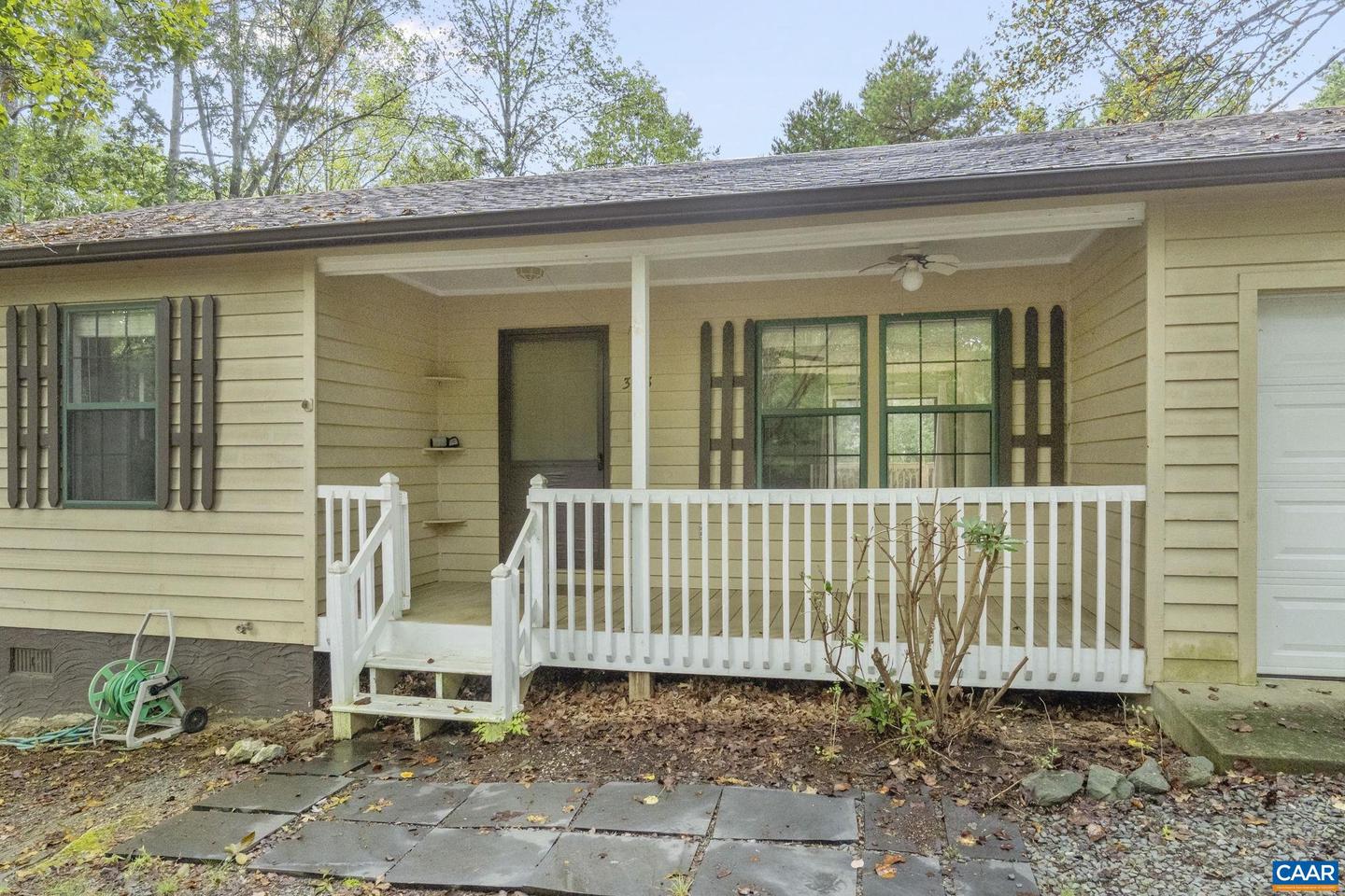 323 JEFFERSON DR, PALMYRA, Virginia 22963, 2 Bedrooms Bedrooms, ,1 BathroomBathrooms,Residential,For sale,323 JEFFERSON DR,669478 MLS # 669478
