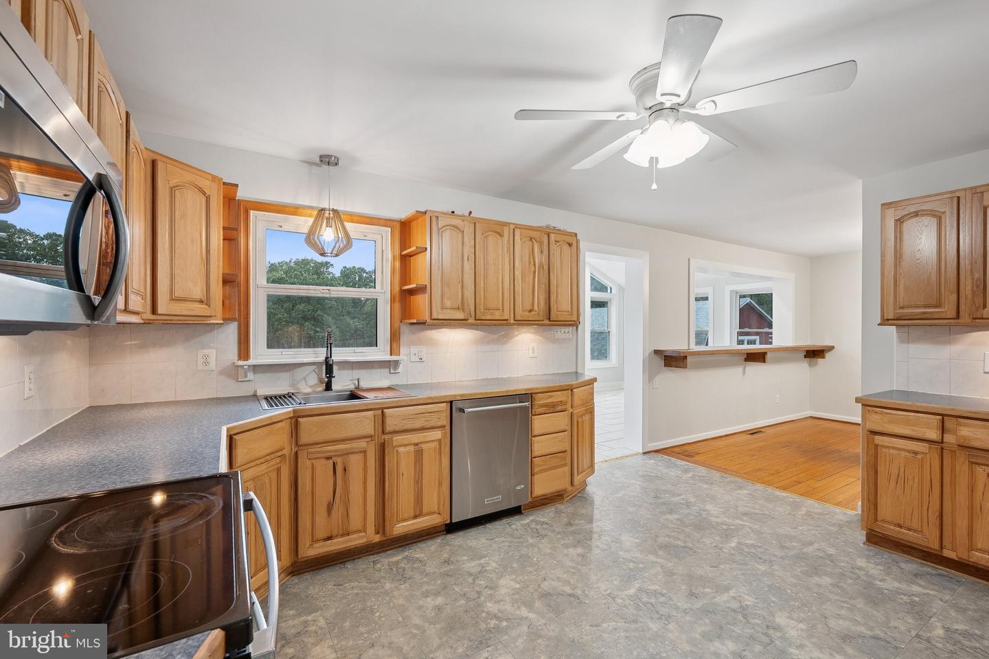 5263 STEWART RD, SUMERDUCK, Virginia 22742, 4 Bedrooms Bedrooms, ,3 BathroomsBathrooms,Residential,For sale,5263 STEWART RD,VAFQ2018516 MLS # VAFQ2018516