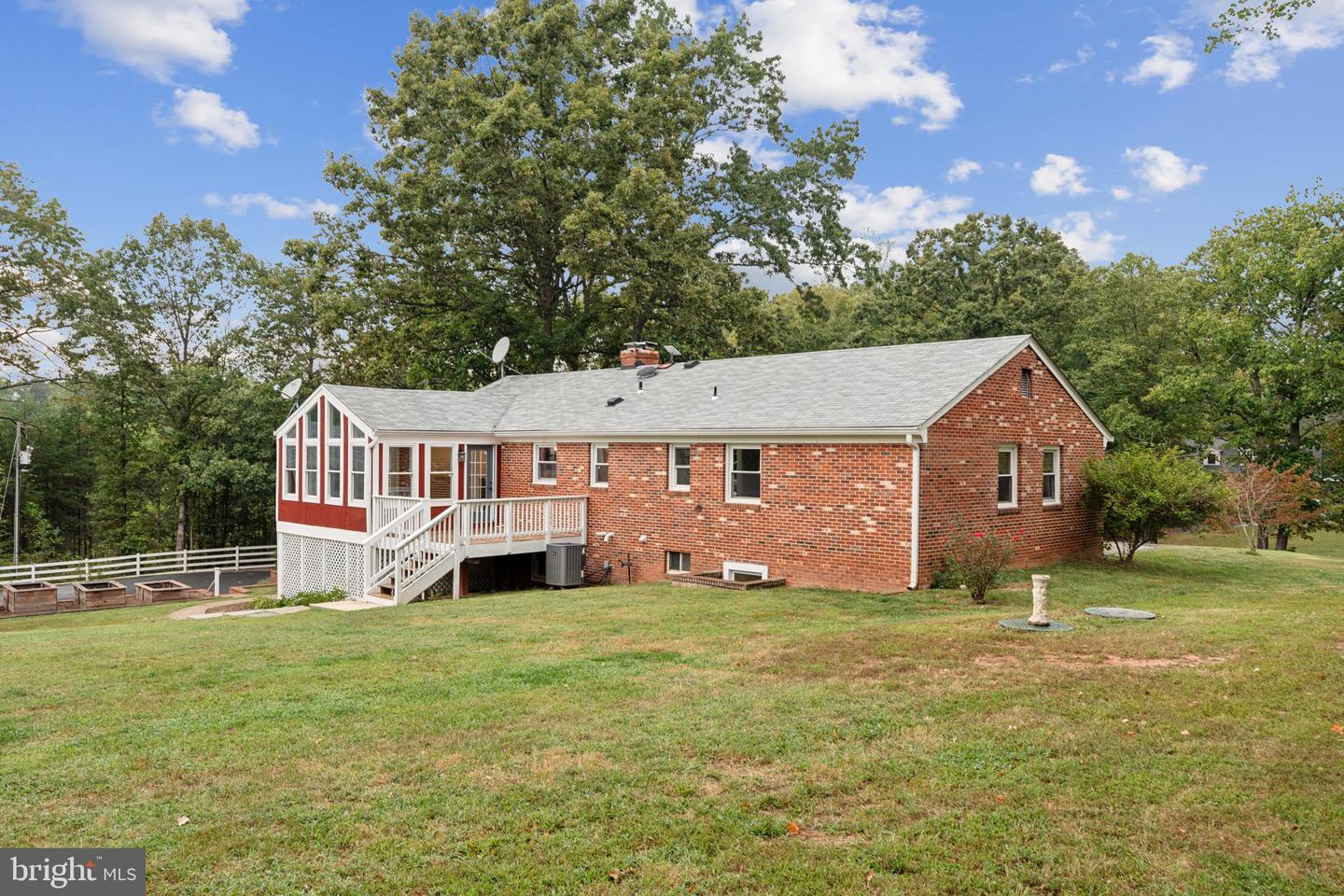 5263 STEWART RD, SUMERDUCK, Virginia 22742, 4 Bedrooms Bedrooms, ,3 BathroomsBathrooms,Residential,For sale,5263 STEWART RD,VAFQ2018516 MLS # VAFQ2018516