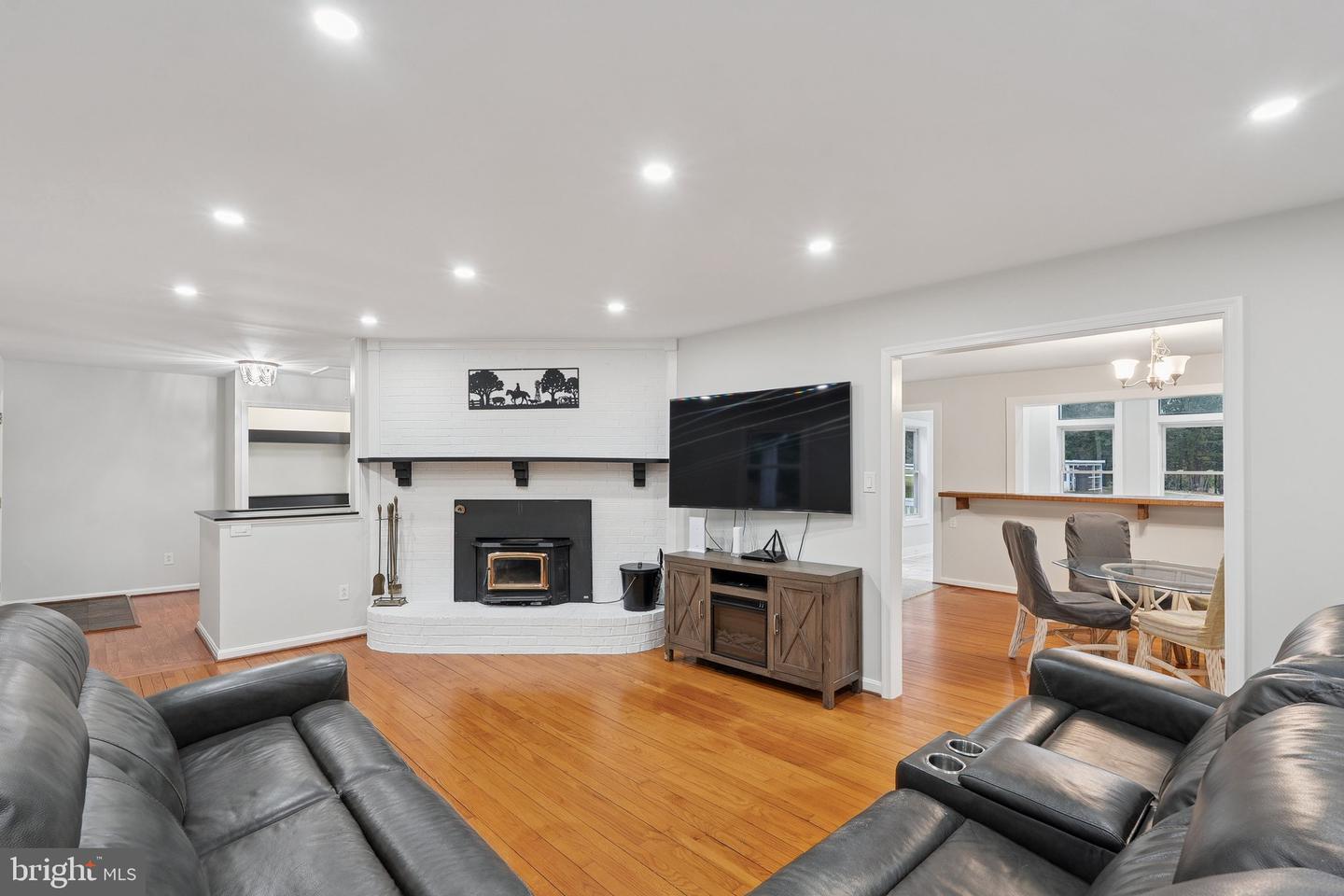 5263 STEWART RD, SUMERDUCK, Virginia 22742, 4 Bedrooms Bedrooms, ,3 BathroomsBathrooms,Residential,For sale,5263 STEWART RD,VAFQ2018516 MLS # VAFQ2018516