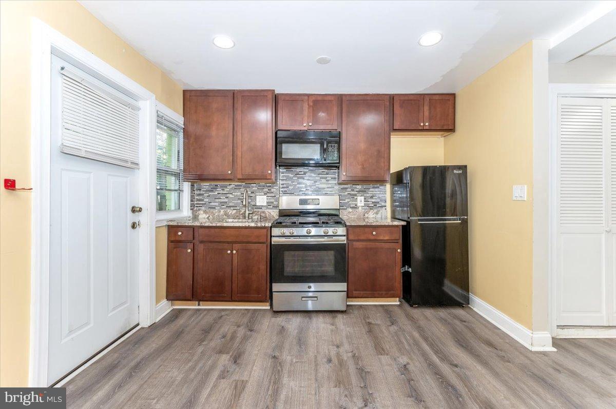 1312 EASTERN AVE NE, WASHINGTON, District Of Columbia 20019, 5 Bedrooms Bedrooms, 7 Rooms Rooms,2 BathroomsBathrooms,Residential,For sale,1312 EASTERN AVE NE,DCDC2224918 MLS # DCDC2224918