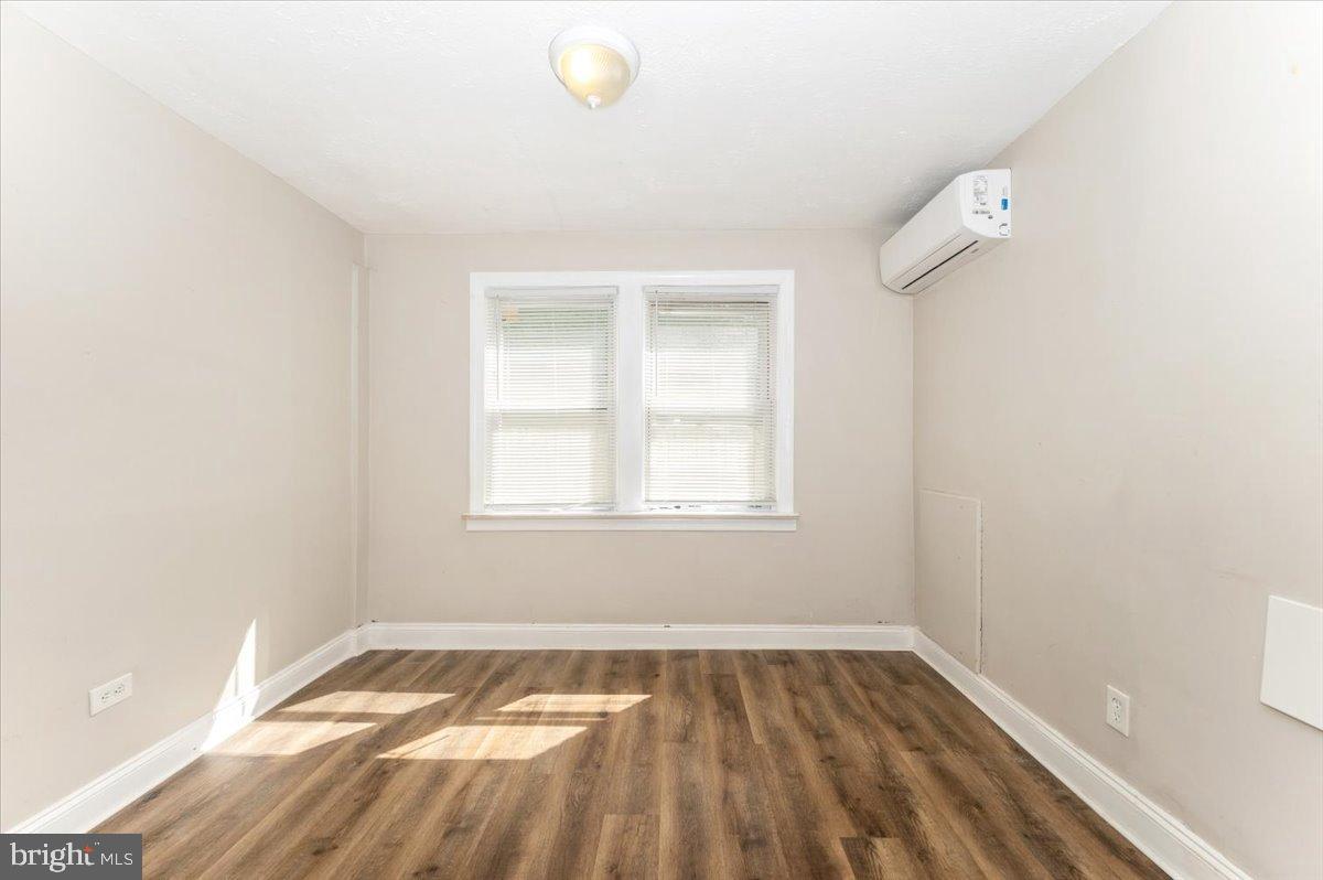 1312 EASTERN AVE NE, WASHINGTON, District Of Columbia 20019, 5 Bedrooms Bedrooms, 7 Rooms Rooms,2 BathroomsBathrooms,Residential,For sale,1312 EASTERN AVE NE,DCDC2224918 MLS # DCDC2224918