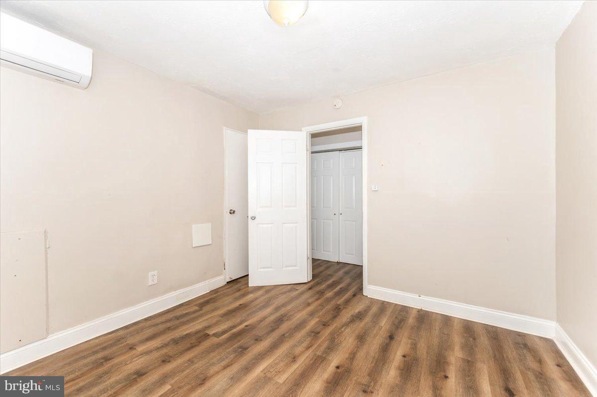 1312 EASTERN AVE NE, WASHINGTON, District Of Columbia 20019, 5 Bedrooms Bedrooms, 7 Rooms Rooms,2 BathroomsBathrooms,Residential,For sale,1312 EASTERN AVE NE,DCDC2224918 MLS # DCDC2224918