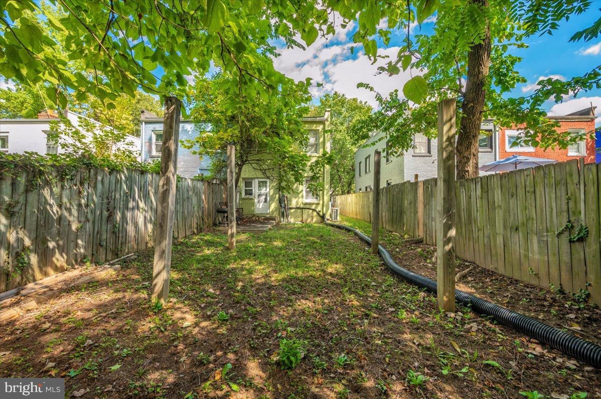 1312 EASTERN AVE NE, WASHINGTON, District Of Columbia 20019, 5 Bedrooms Bedrooms, 7 Rooms Rooms,2 BathroomsBathrooms,Residential,For sale,1312 EASTERN AVE NE,DCDC2224918 MLS # DCDC2224918