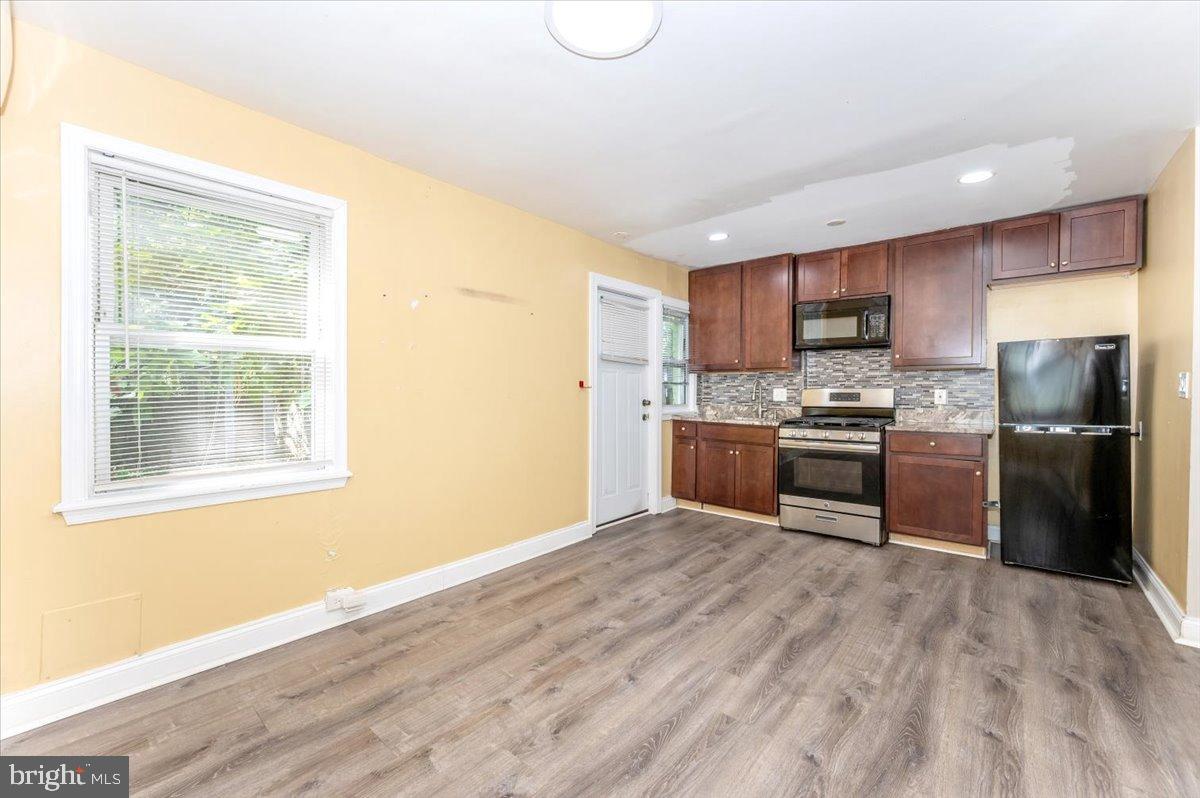 1312 EASTERN AVE NE, WASHINGTON, District Of Columbia 20019, 5 Bedrooms Bedrooms, 7 Rooms Rooms,2 BathroomsBathrooms,Residential,For sale,1312 EASTERN AVE NE,DCDC2224918 MLS # DCDC2224918