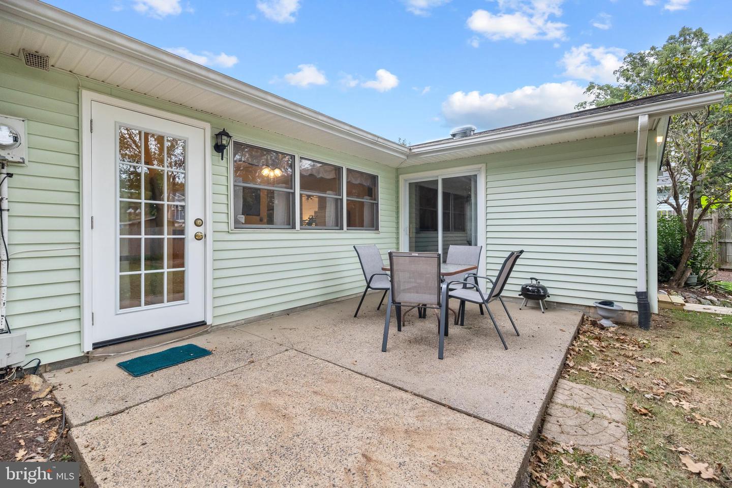 108 N ALDER AVE, STERLING, Virginia 20164, 3 Bedrooms Bedrooms, ,1 BathroomBathrooms,Residential,For sale,108 N ALDER AVE,VALO2107938 MLS # VALO2107938
