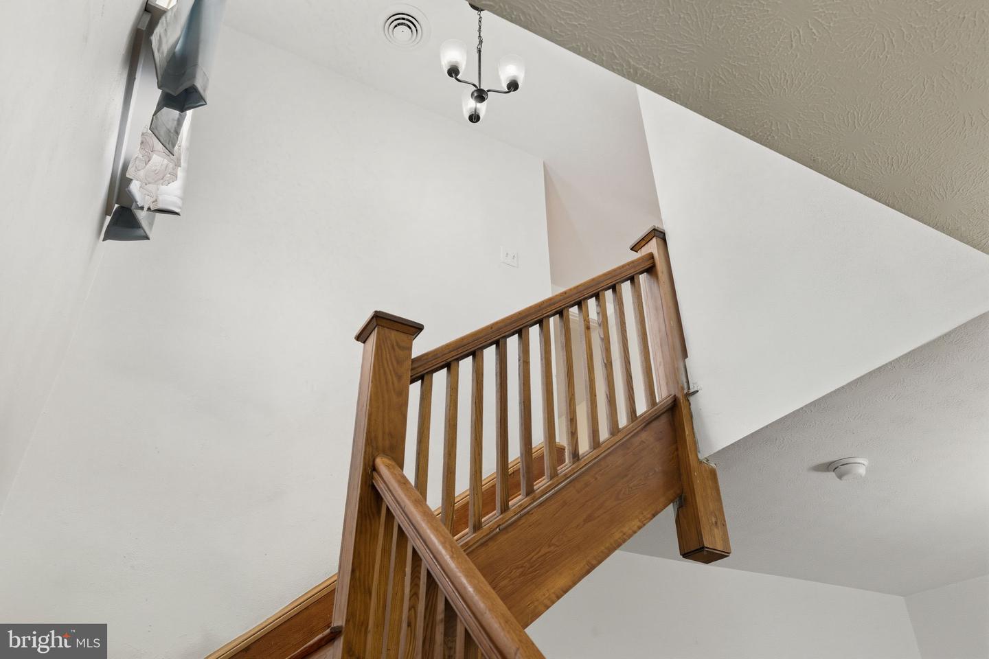 518 WARREN AVE, FRONT ROYAL, Virginia 22630, 4 Bedrooms Bedrooms, ,2 BathroomsBathrooms,Residential,For sale,518 WARREN AVE,VAWR2012454 MLS # VAWR2012454