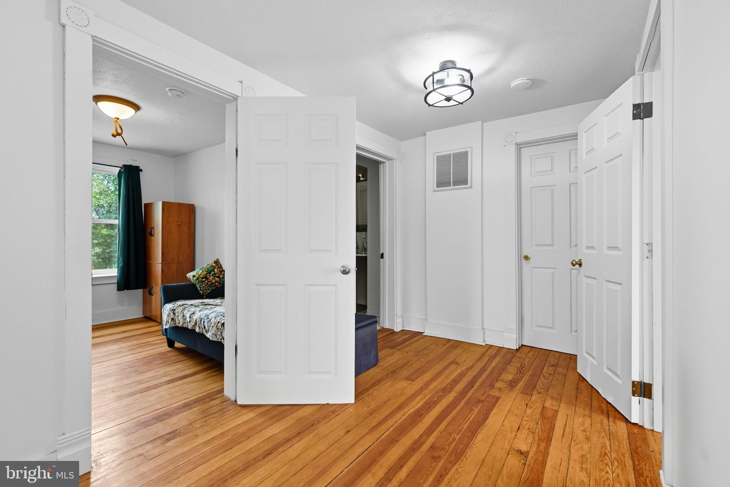 518 WARREN AVE, FRONT ROYAL, Virginia 22630, 4 Bedrooms Bedrooms, ,2 BathroomsBathrooms,Residential,For sale,518 WARREN AVE,VAWR2012454 MLS # VAWR2012454