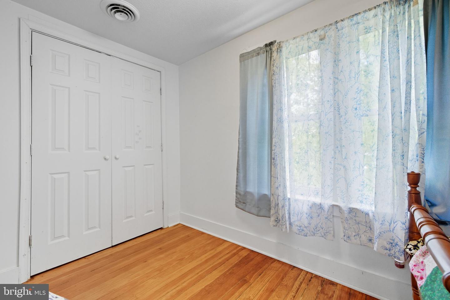 518 WARREN AVE, FRONT ROYAL, Virginia 22630, 4 Bedrooms Bedrooms, ,2 BathroomsBathrooms,Residential,For sale,518 WARREN AVE,VAWR2012454 MLS # VAWR2012454