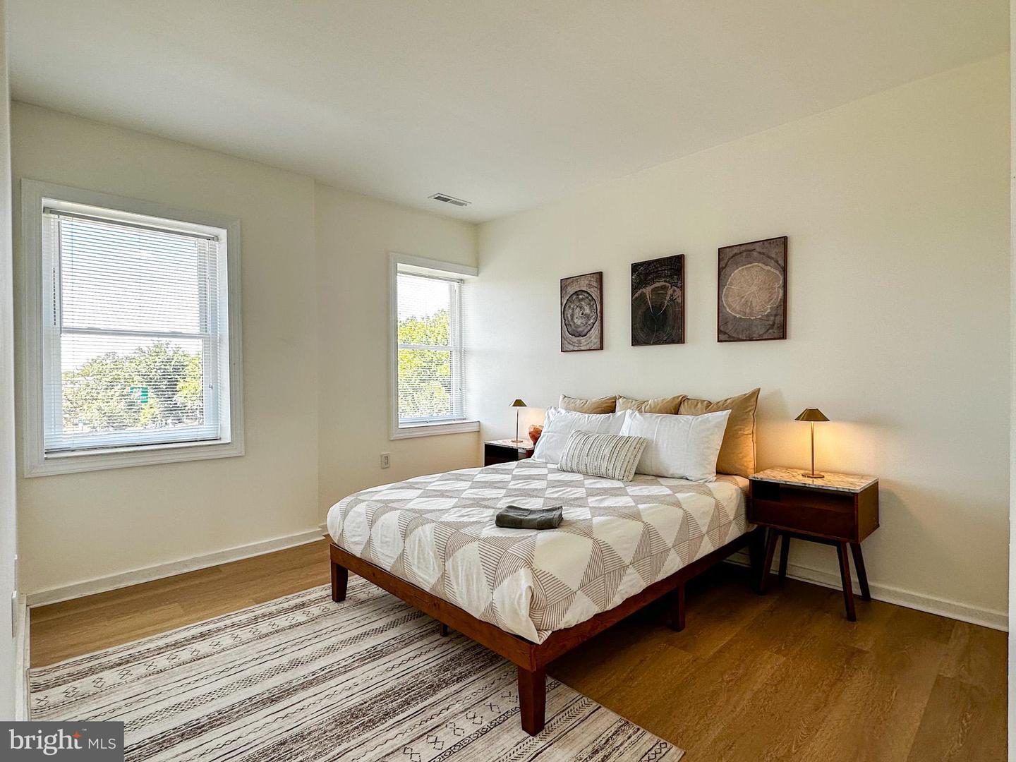 80 NEW YORK AVE NW #402, WASHINGTON, District Of Columbia 20001, 2 Bedrooms Bedrooms, ,1 BathroomBathrooms,Residential,For sale,80 NEW YORK AVE NW #402,DCDC2225042 MLS # DCDC2225042