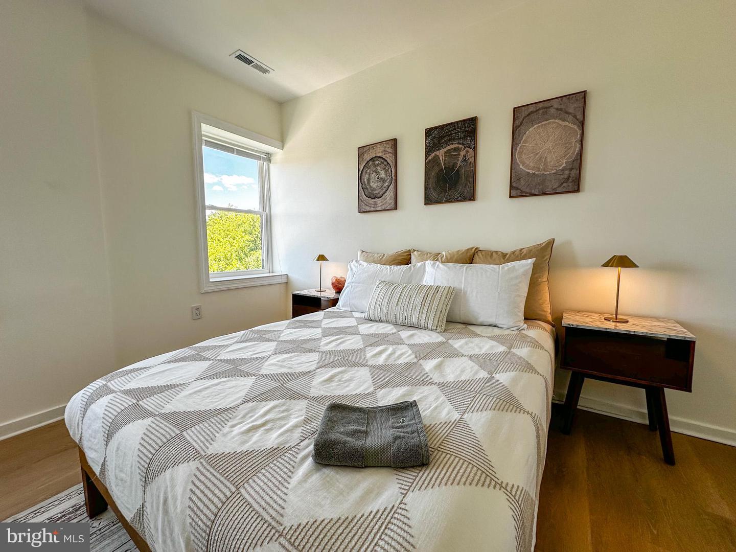 80 NEW YORK AVE NW #402, WASHINGTON, District Of Columbia 20001, 2 Bedrooms Bedrooms, ,1 BathroomBathrooms,Residential,For sale,80 NEW YORK AVE NW #402,DCDC2225042 MLS # DCDC2225042
