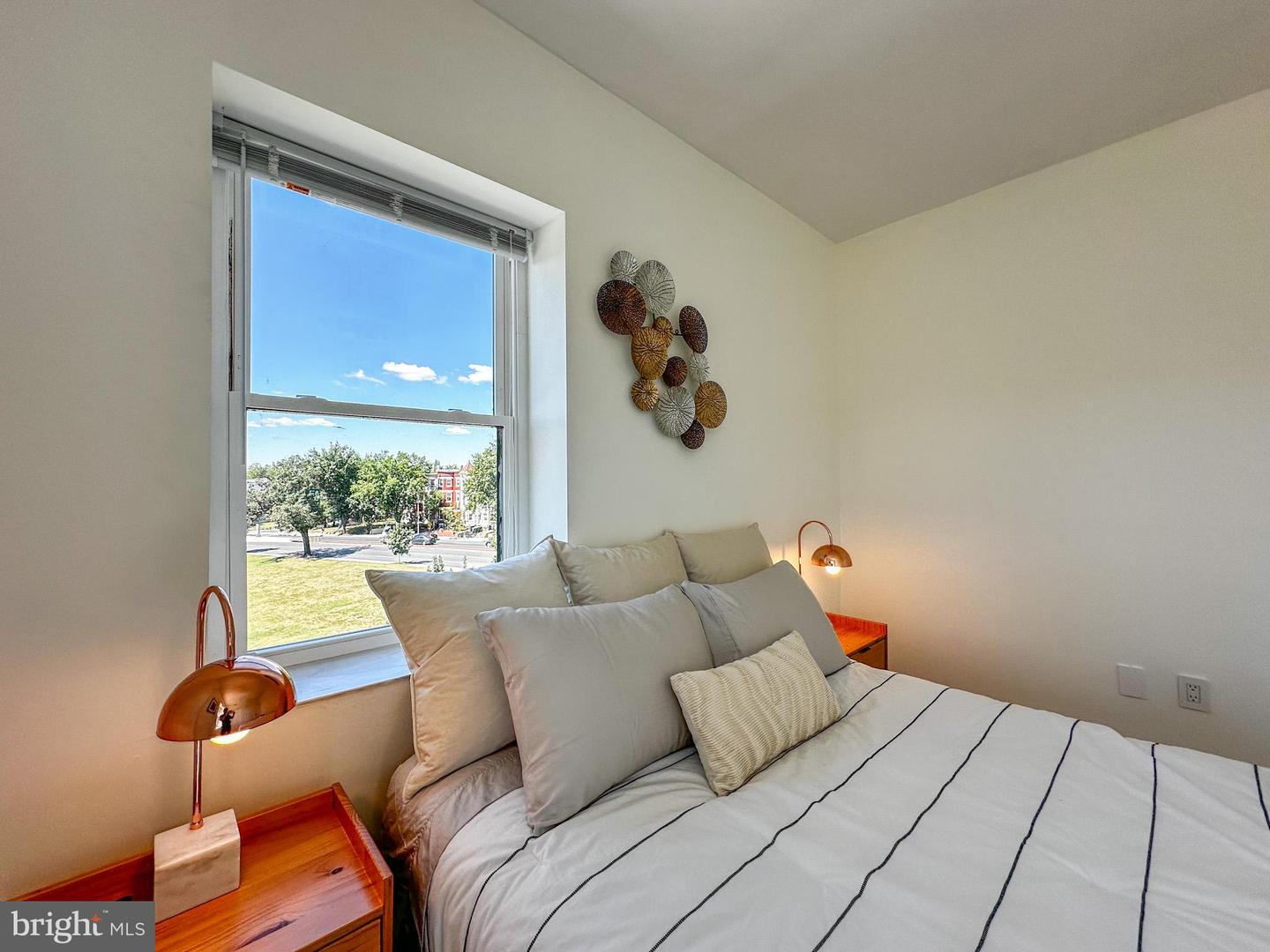 80 NEW YORK AVE NW #402, WASHINGTON, District Of Columbia 20001, 2 Bedrooms Bedrooms, ,1 BathroomBathrooms,Residential,For sale,80 NEW YORK AVE NW #402,DCDC2225042 MLS # DCDC2225042