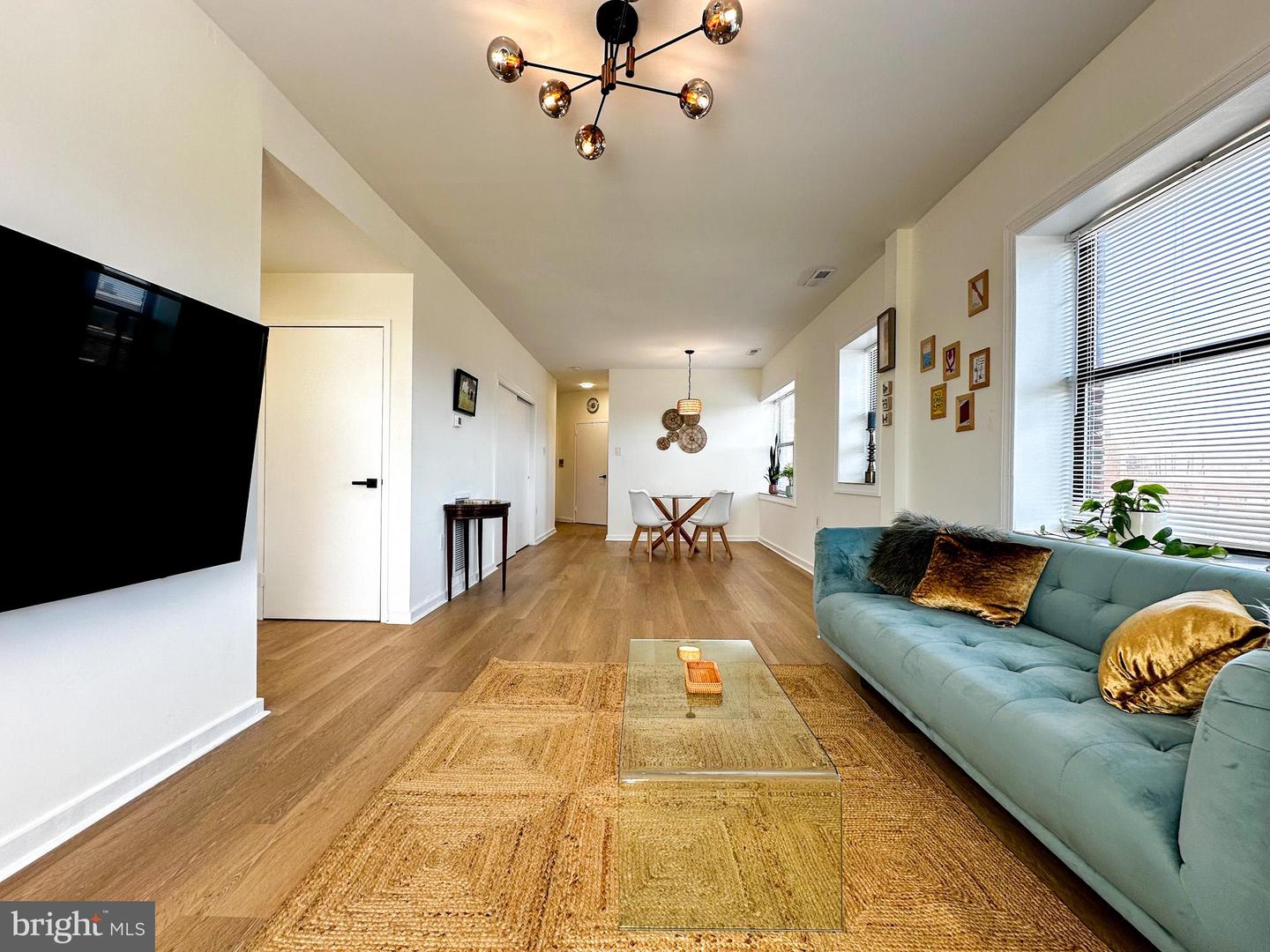 80 NEW YORK AVE NW #402, WASHINGTON, District Of Columbia 20001, 2 Bedrooms Bedrooms, ,1 BathroomBathrooms,Residential,For sale,80 NEW YORK AVE NW #402,DCDC2225042 MLS # DCDC2225042